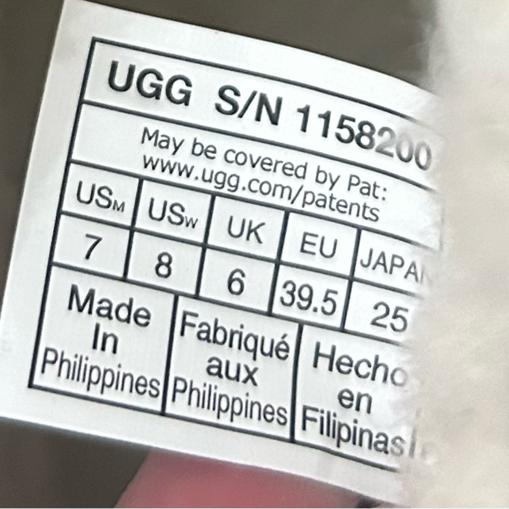 UGG® All-Gender Venture Daze Ultra Mini Boot - Chestnut. Size: Women 8-Men 7 - Picture 8 of 8